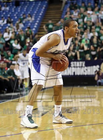 Thumbnail 1 in Sacred Heart Cathedral vs. St. Augustine (CIF State D3 Final) photogallery.
