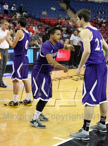 Thumbnail 3 in Sacred Heart Cathedral vs. St. Augustine (CIF State D3 Final) photogallery.