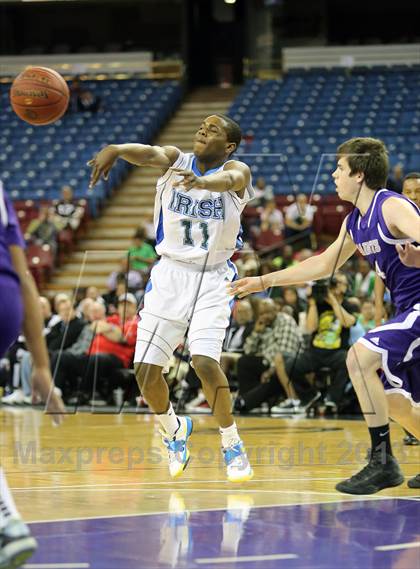 Thumbnail 2 in Sacred Heart Cathedral vs. St. Augustine (CIF State D3 Final) photogallery.