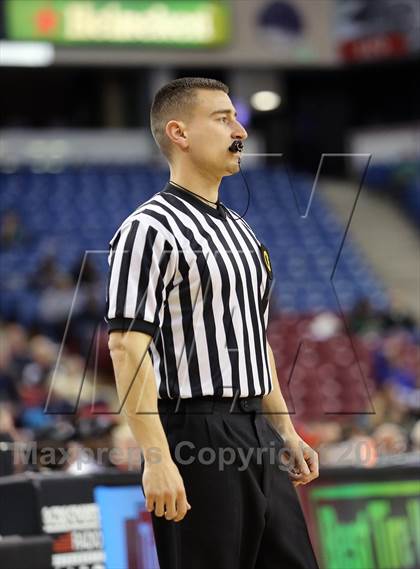 Thumbnail 2 in Sacred Heart Cathedral vs. St. Augustine (CIF State D3 Final) photogallery.