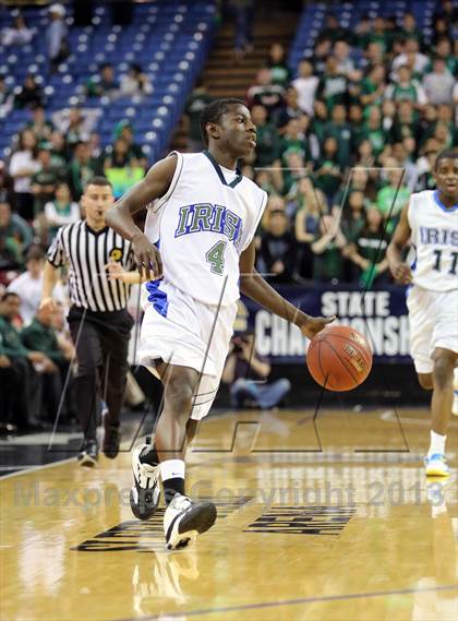 Thumbnail 2 in Sacred Heart Cathedral vs. St. Augustine (CIF State D3 Final) photogallery.