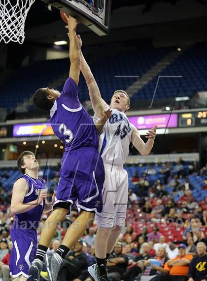 Thumbnail 2 in Sacred Heart Cathedral vs. St. Augustine (CIF State D3 Final) photogallery.