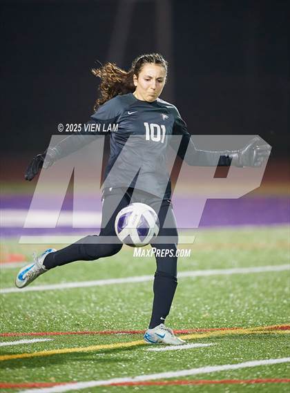 Thumbnail 2 in Carondelet @ College Park photogallery.