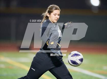 Thumbnail 2 in Carondelet @ College Park photogallery.