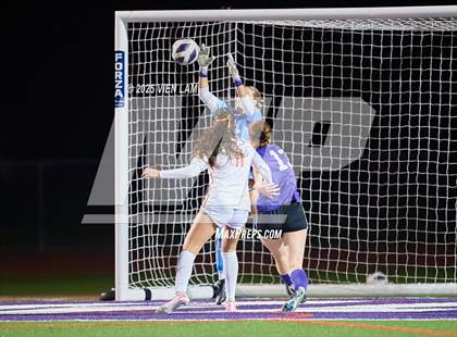 Thumbnail 2 in Carondelet @ College Park photogallery.