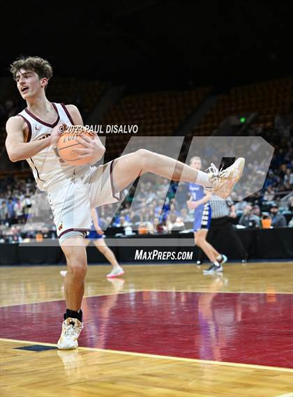 Thumbnail 2 in Windsor vs. Longmont (CHSAA 5A Great 8) photogallery.
