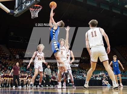 Thumbnail 2 in Windsor vs. Longmont (CHSAA 5A Great 8) photogallery.