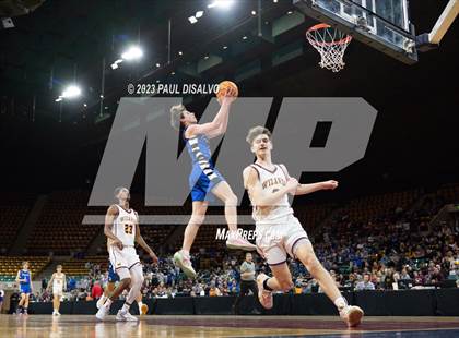 Thumbnail 2 in Windsor vs. Longmont (CHSAA 5A Great 8) photogallery.