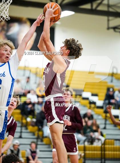 Thumbnail 1 in Golden vs Highlands Ranch (Paul Davis Classic) photogallery.
