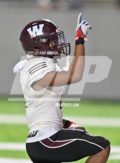 Thumbnail 2 in Waller @ Tomball Memorial photogallery.