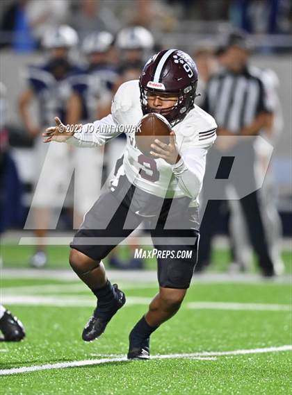 Thumbnail 3 in Waller @ Tomball Memorial photogallery.