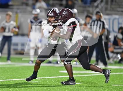 Thumbnail 1 in Waller @ Tomball Memorial photogallery.