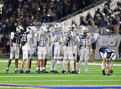 Thumbnail 1 in Waller @ Tomball Memorial photogallery.