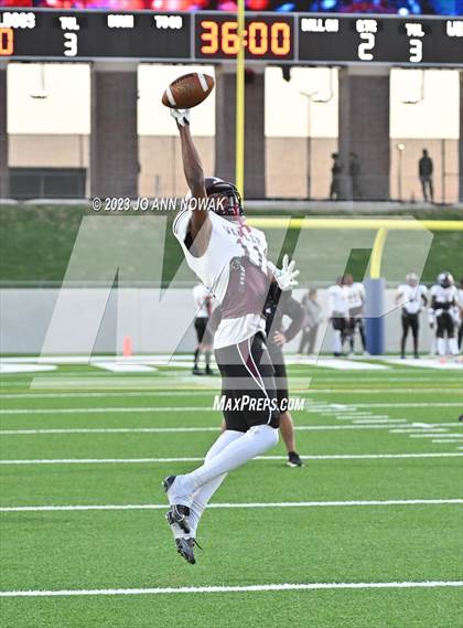 Thumbnail 2 in Waller @ Tomball Memorial photogallery.