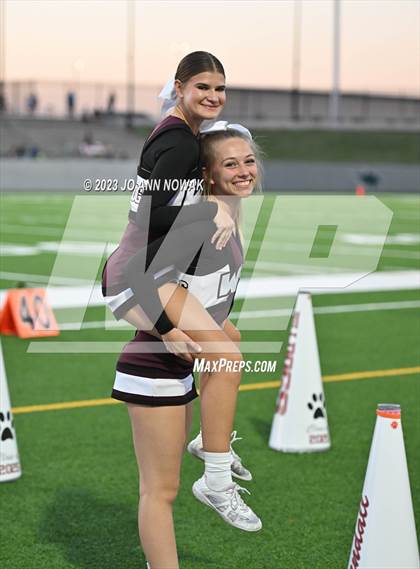 Thumbnail 1 in Waller @ Tomball Memorial photogallery.