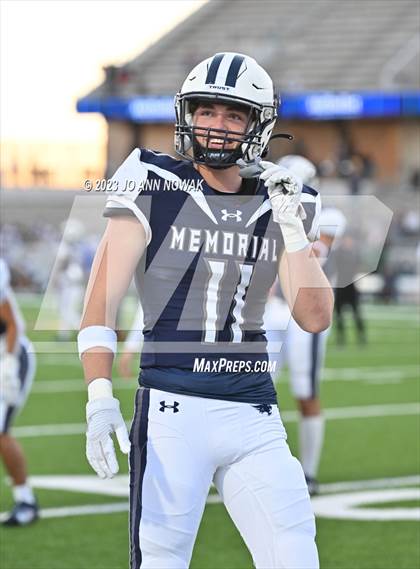 Thumbnail 1 in Waller @ Tomball Memorial photogallery.