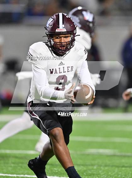 Thumbnail 2 in Waller @ Tomball Memorial photogallery.
