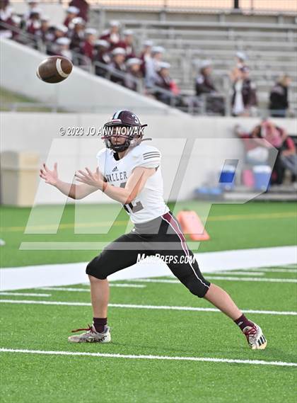 Thumbnail 3 in Waller @ Tomball Memorial photogallery.