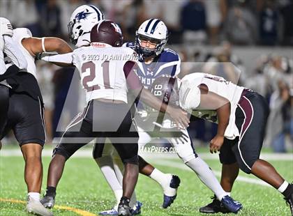 Thumbnail 1 in Waller @ Tomball Memorial photogallery.