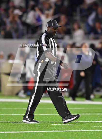 Thumbnail 1 in Waller @ Tomball Memorial photogallery.