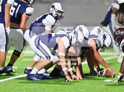 Thumbnail 3 in Waller @ Tomball Memorial photogallery.