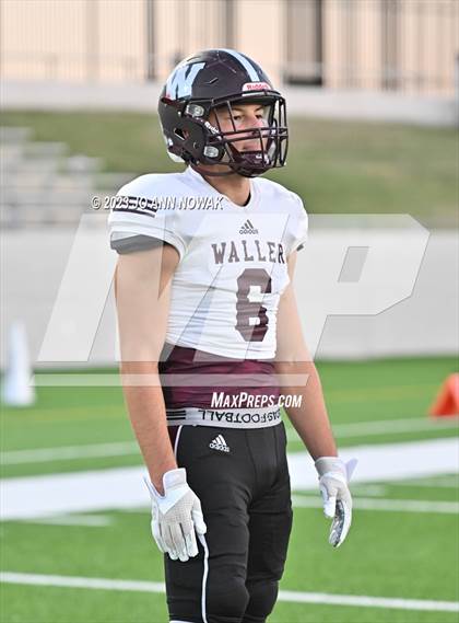 Thumbnail 3 in Waller @ Tomball Memorial photogallery.