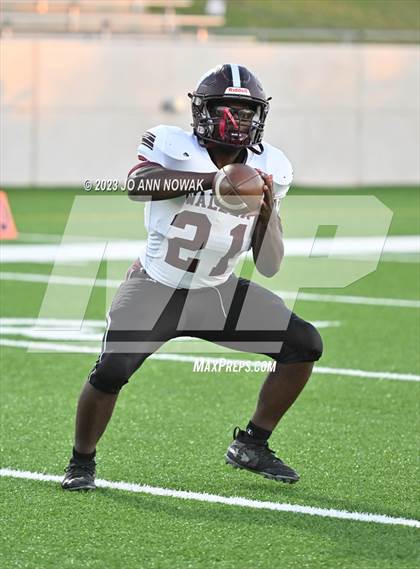 Thumbnail 1 in Waller @ Tomball Memorial photogallery.
