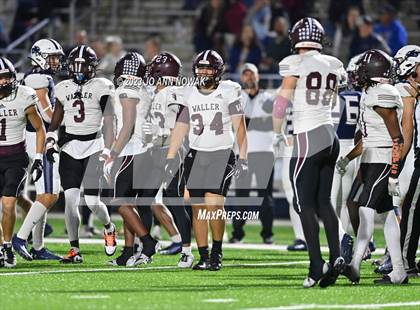 Thumbnail 1 in Waller @ Tomball Memorial photogallery.