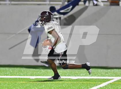 Thumbnail 2 in Waller @ Tomball Memorial photogallery.