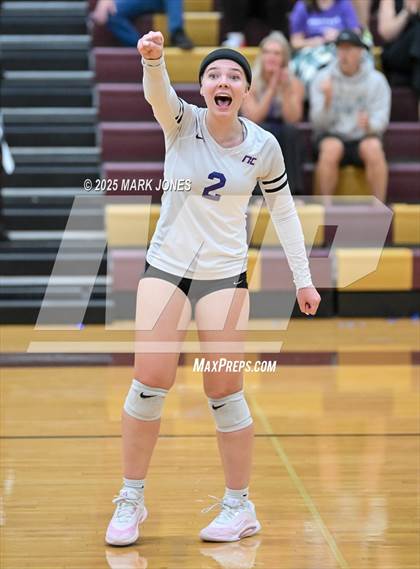 Thumbnail 3 in Snowflake @ Northwest Christian (AIA 3A Semifinal) photogallery.