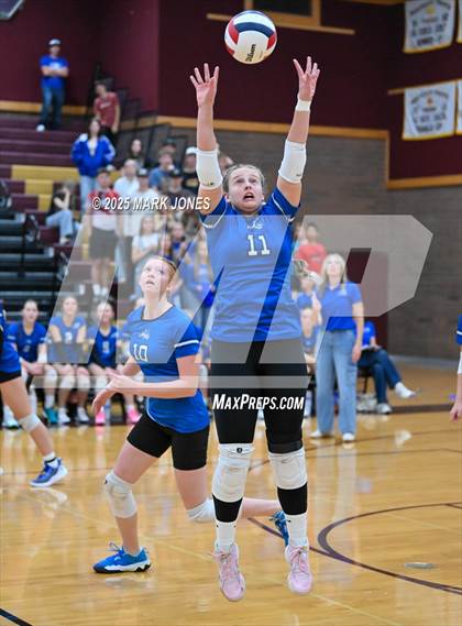 Thumbnail 1 in Snowflake @ Northwest Christian (AIA 3A Semifinal) photogallery.