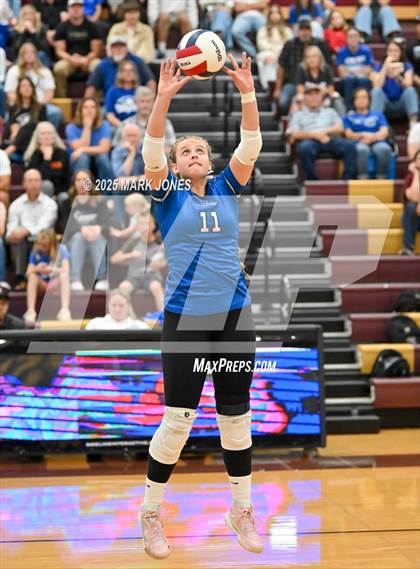 Thumbnail 3 in Snowflake @ Northwest Christian (AIA 3A Semifinal) photogallery.