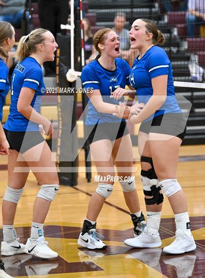 Thumbnail 1 in Snowflake @ Northwest Christian (AIA 3A Semifinal) photogallery.