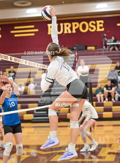 Thumbnail 2 in Snowflake @ Northwest Christian (AIA 3A Semifinal) photogallery.