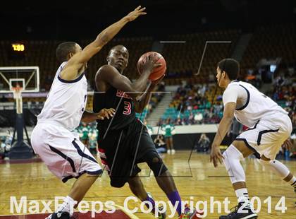 Thumbnail 2 in Rangeview vs Overland (CHSAA 5A Great 8) photogallery.