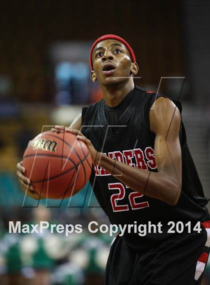 Thumbnail 3 in Rangeview vs Overland (CHSAA 5A Great 8) photogallery.