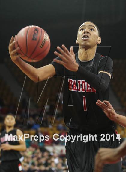 Thumbnail 2 in Rangeview vs Overland (CHSAA 5A Great 8) photogallery.