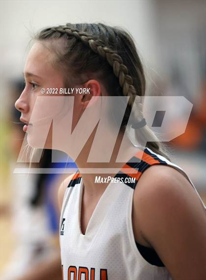 Thumbnail 1 in Grand Saline vs Cumberland Academy photogallery.
