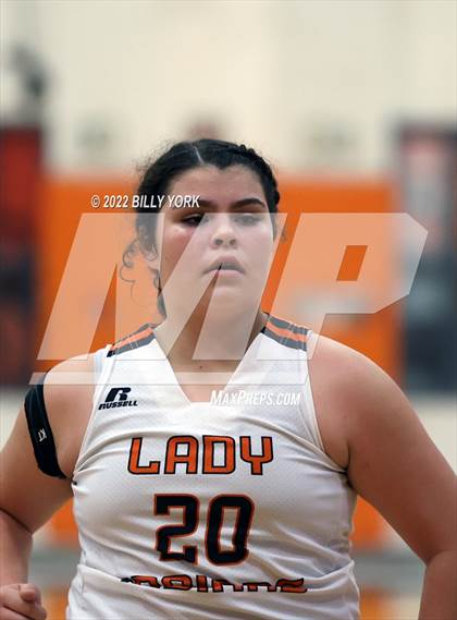 Thumbnail 3 in Grand Saline vs Cumberland Academy photogallery.