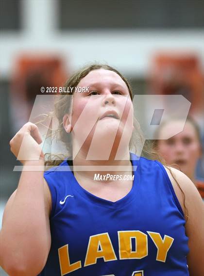 Thumbnail 3 in Grand Saline vs Cumberland Academy photogallery.