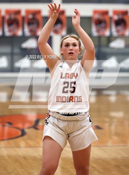 Thumbnail 1 in Grand Saline vs Cumberland Academy photogallery.