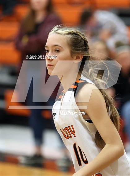 Thumbnail 2 in Grand Saline vs Cumberland Academy photogallery.