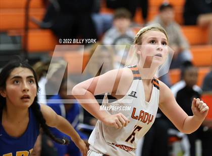 Thumbnail 3 in Grand Saline vs Cumberland Academy photogallery.