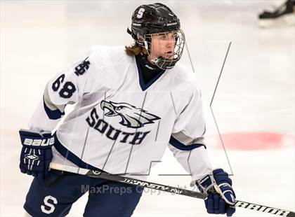 Thumbnail 2 in Watchung Hills Regional @ Middletown South photogallery.