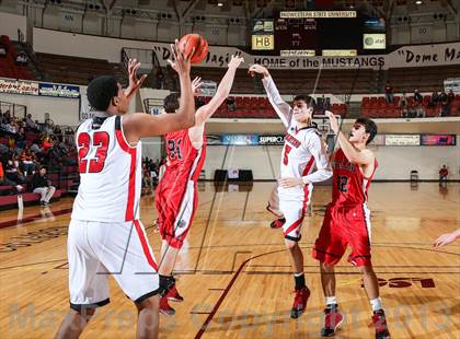 Thumbnail 1 in Pantego Christian vs. Salado (Fantasy of Lights Tournament) photogallery.