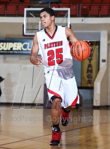 Thumbnail 2 in Pantego Christian vs. Salado (Fantasy of Lights Tournament) photogallery.