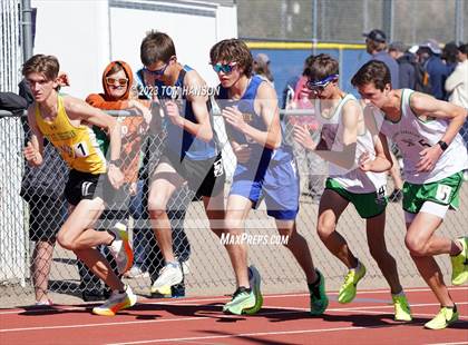 Thumbnail 2 in Mile High League Meet photogallery.