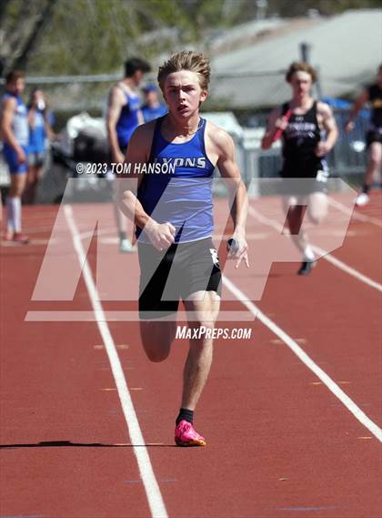Thumbnail 3 in Mile High League Meet photogallery.