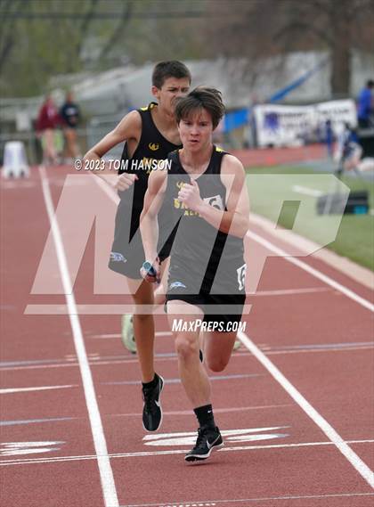 Thumbnail 3 in Mile High League Meet photogallery.