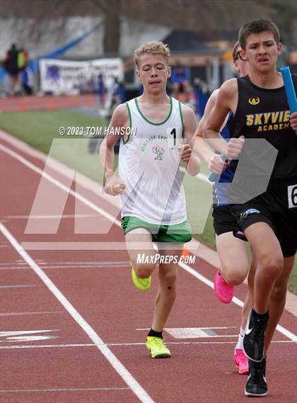 Thumbnail 1 in Mile High League Meet photogallery.